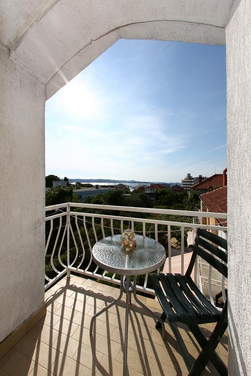 Rooms & Apartments Soline Nuove Биоград-на-Мору Экстерьер фото