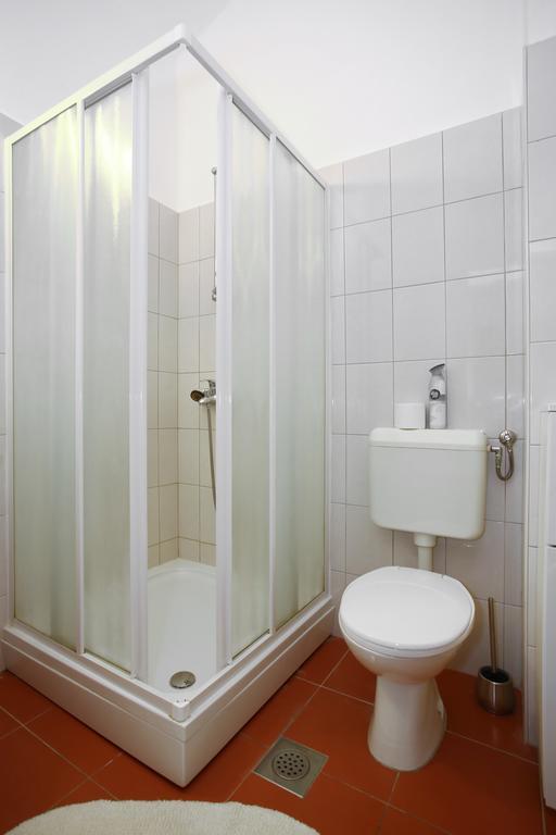 Rooms & Apartments Soline Nuove Биоград-на-Мору Экстерьер фото