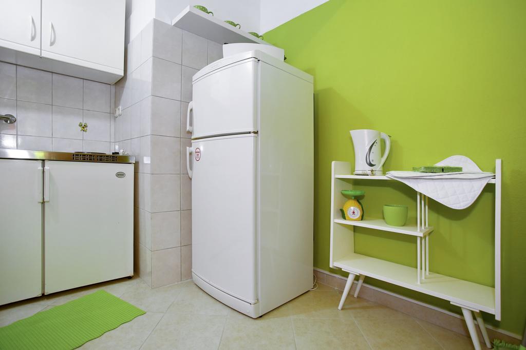 Rooms & Apartments Soline Nuove Биоград-на-Мору Экстерьер фото